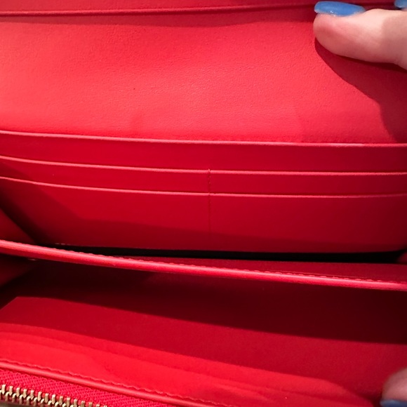 NWT red Burberry snap wallet. - Picture 10 of 10